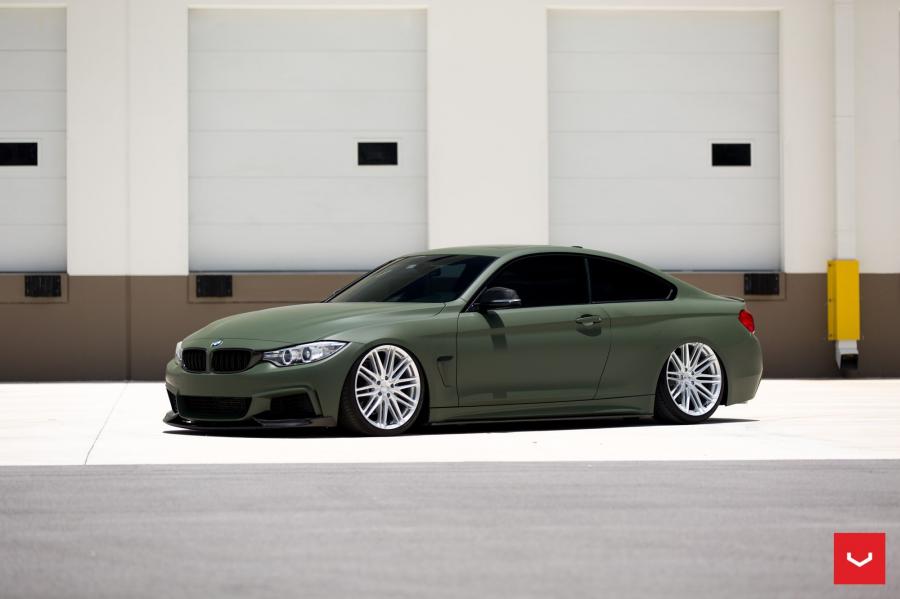 BMW M4 Coupe on Vossen Wheels (VFS4) '2017